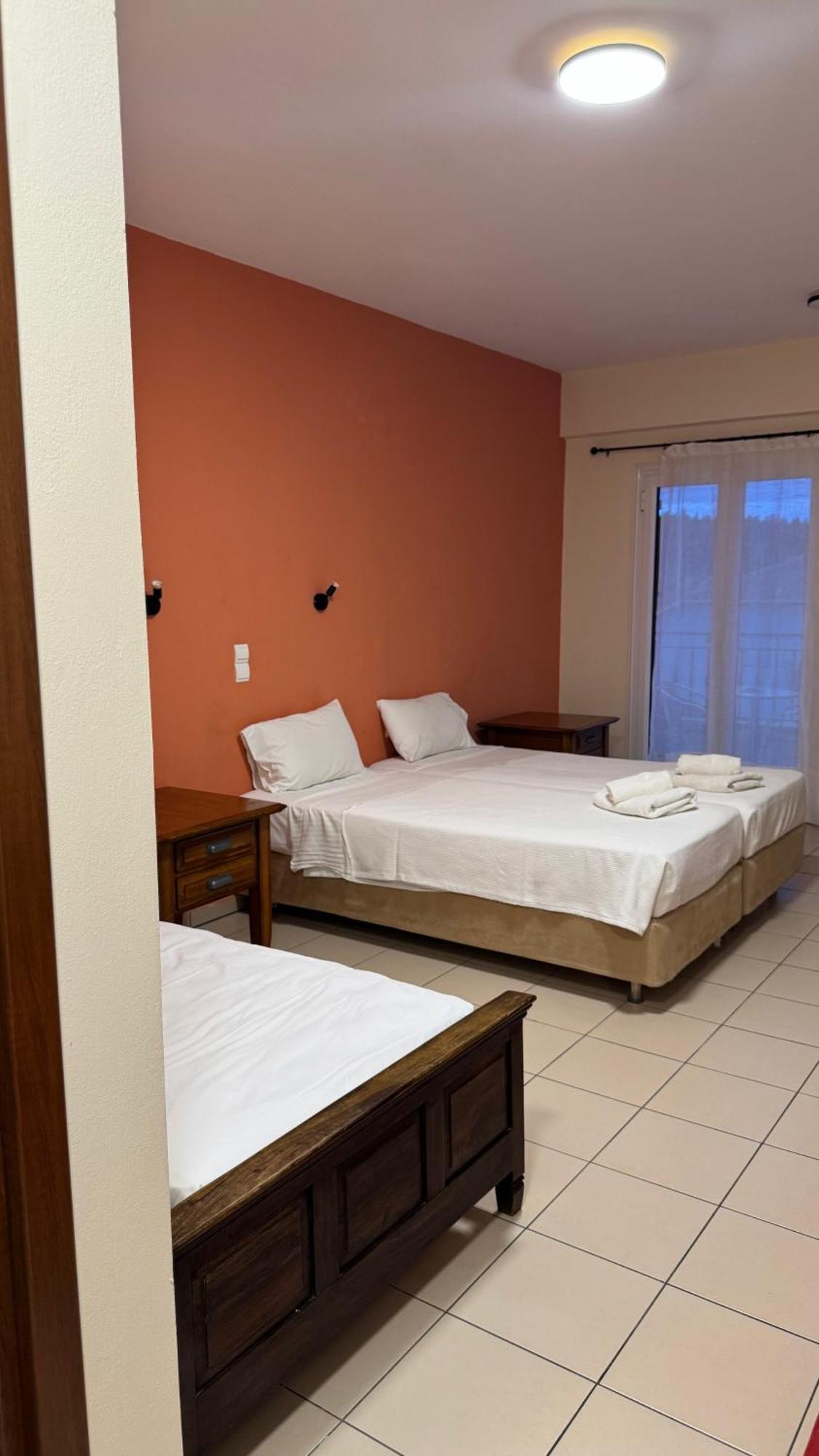 Chrisovalanto Hotel Sivota  Phòng bức ảnh