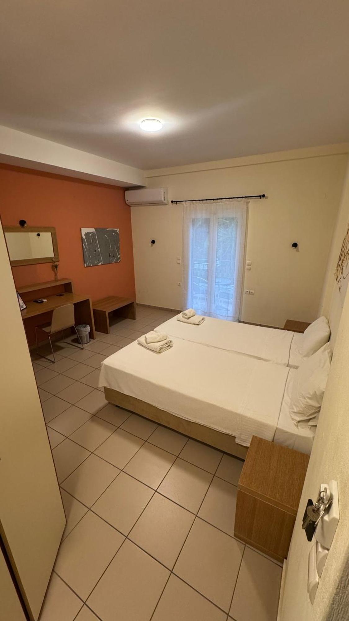 Chrisovalanto Hotel Sivota  Phòng bức ảnh