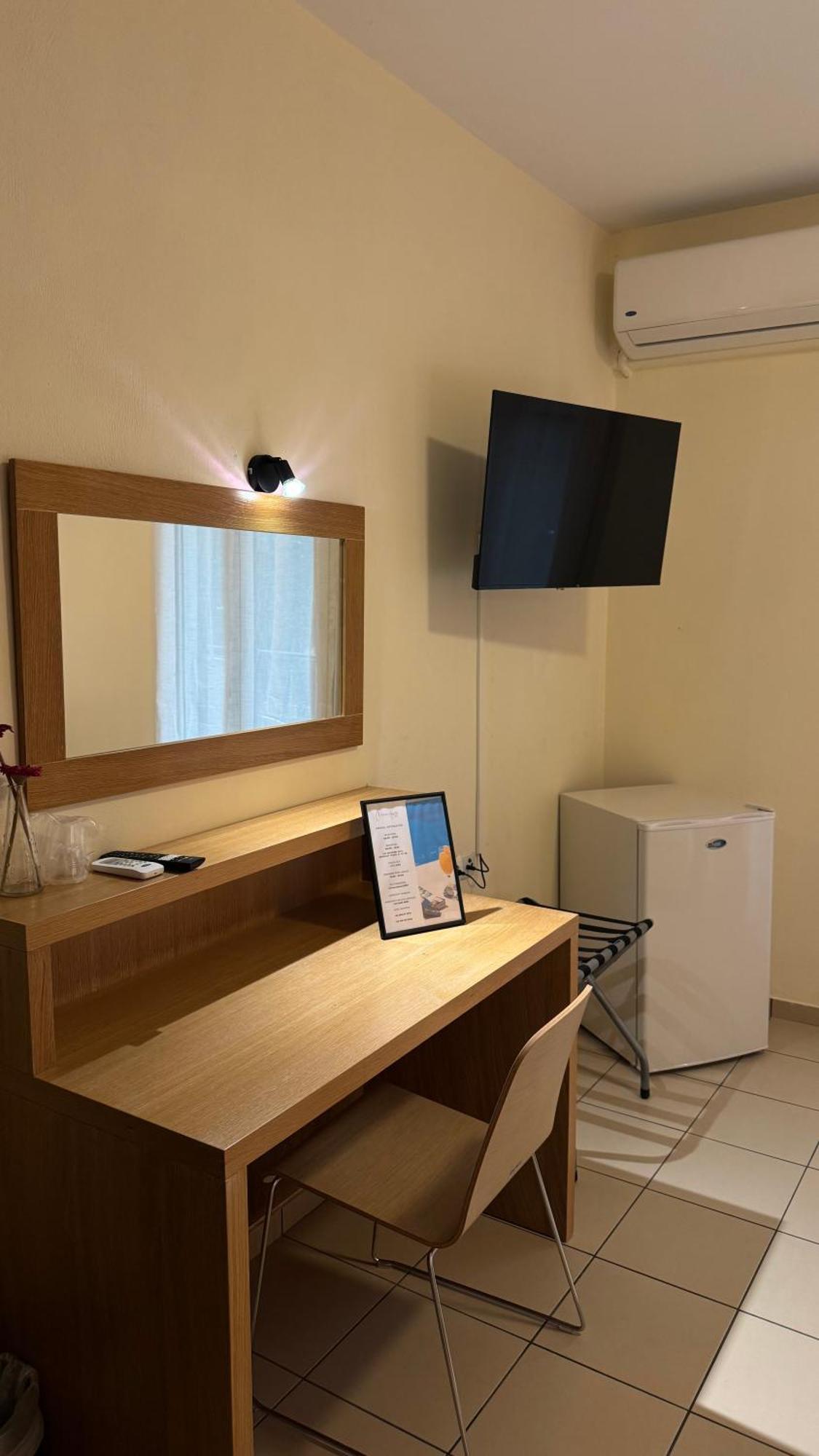 Chrisovalanto Hotel Sivota  Ngoại thất bức ảnh